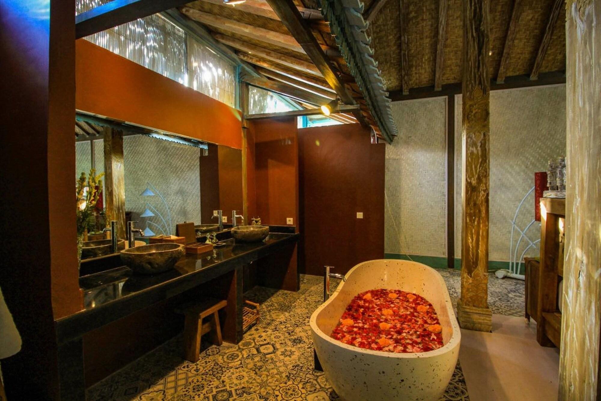 Kupu Kupu Jimbaran Beach Club & Spa By Loccitane Extérieur photo